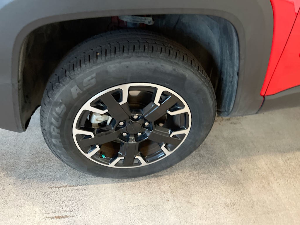 Thumbnail: 2023 Jeep Renegade - 7