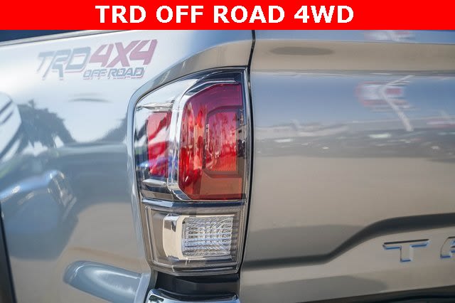 2023 Toyota Tacoma TRD Off-Road 19