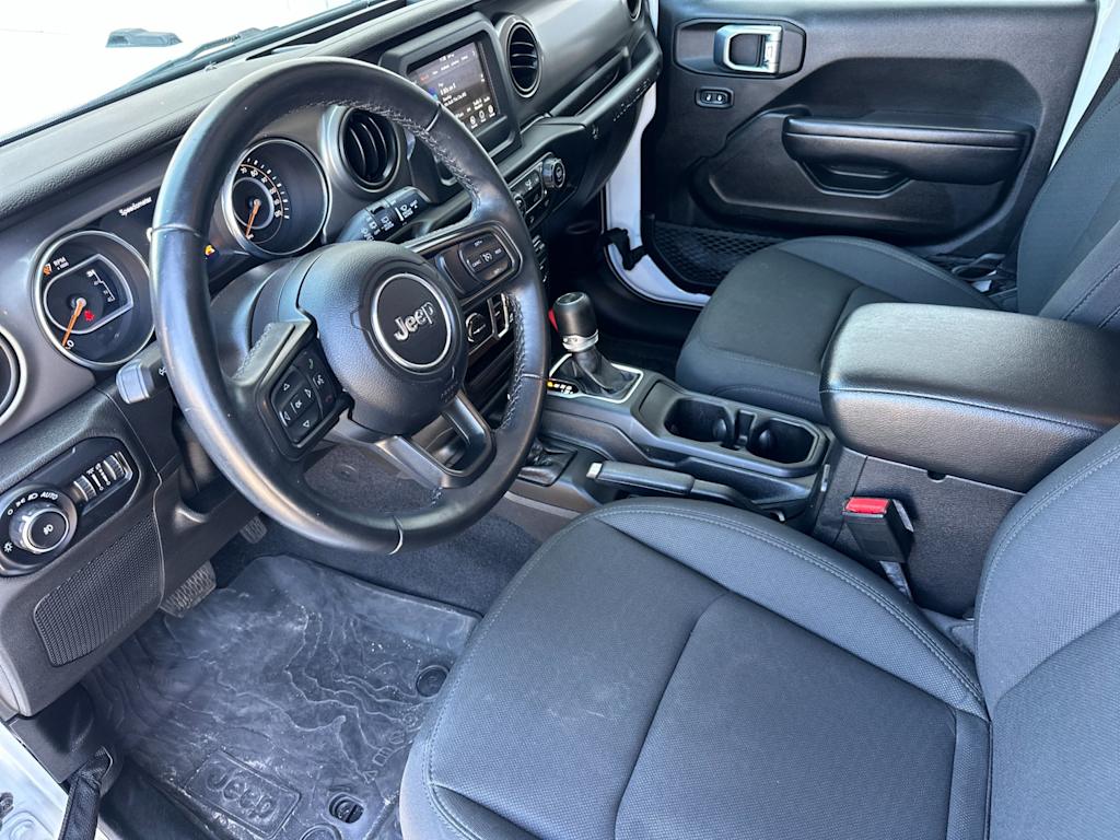 Thumbnail: 2021 Jeep Wrangler - 9