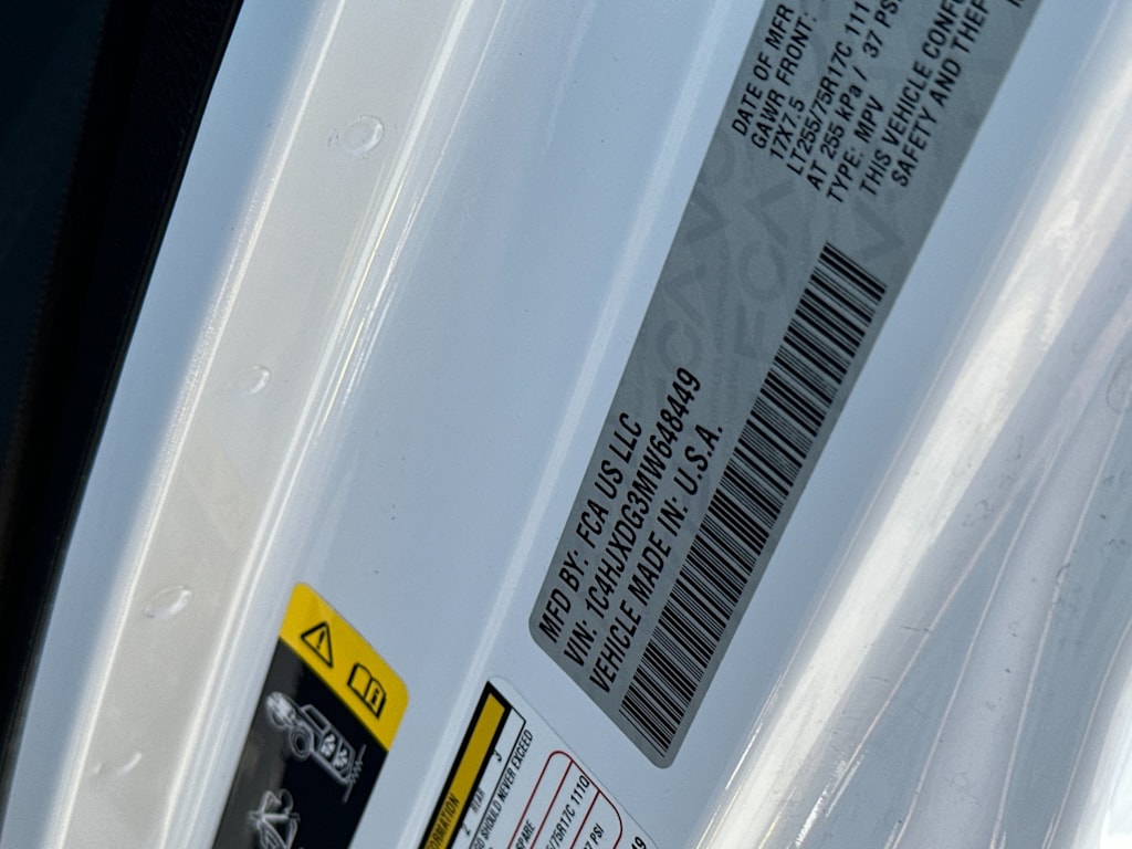 Thumbnail: 2021 Jeep Wrangler - 17