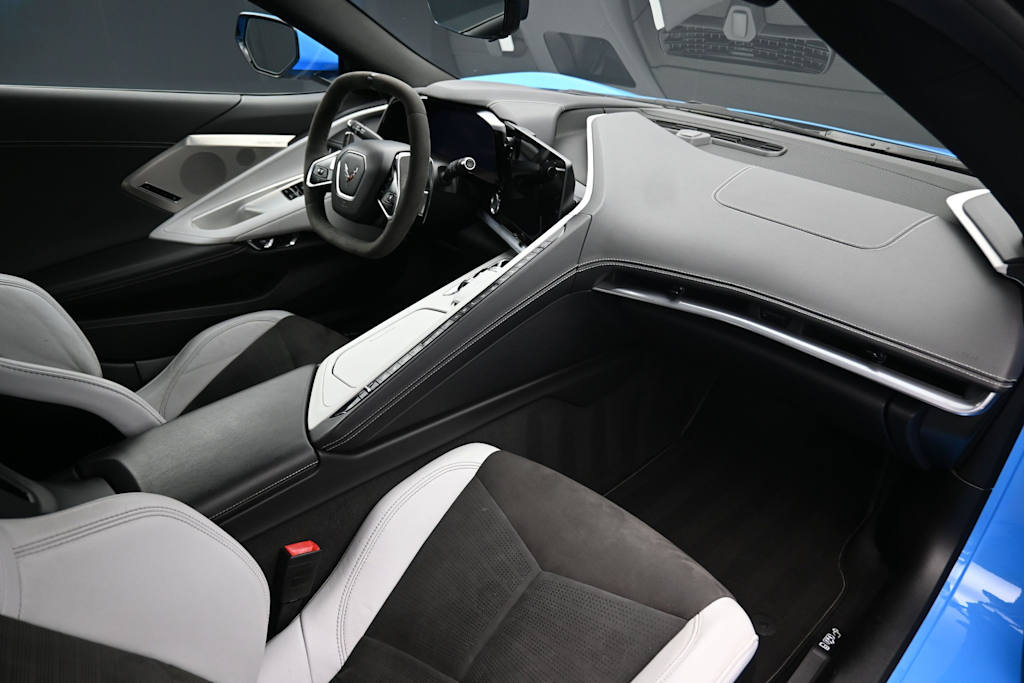 Thumbnail: 2021 Chevrolet Corvette - 10