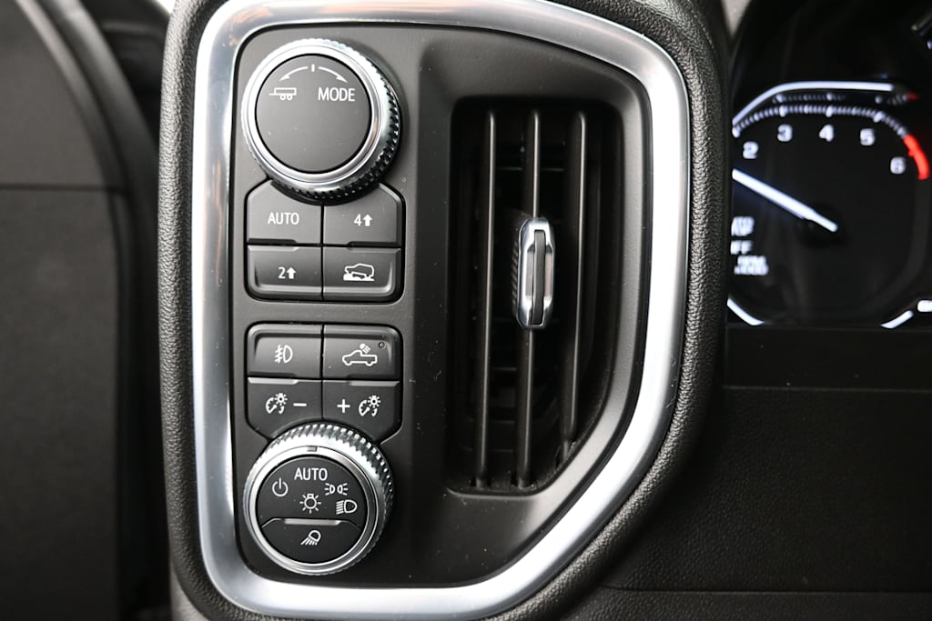 Thumbnail: 2021 GMC Sierra 1500 - 19