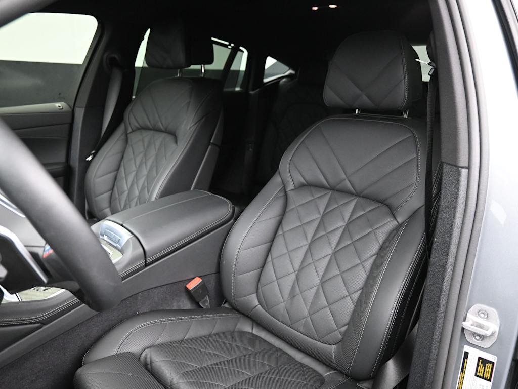 Thumbnail: 2026 BMW X6 - 9