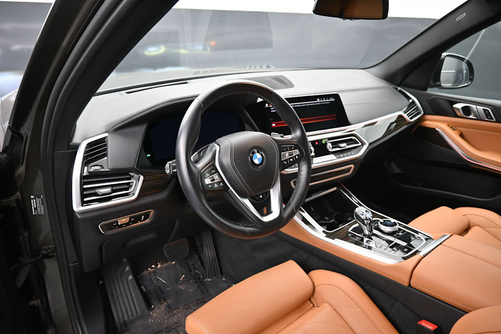 Thumbnail: 2023 BMW X5 - 2
