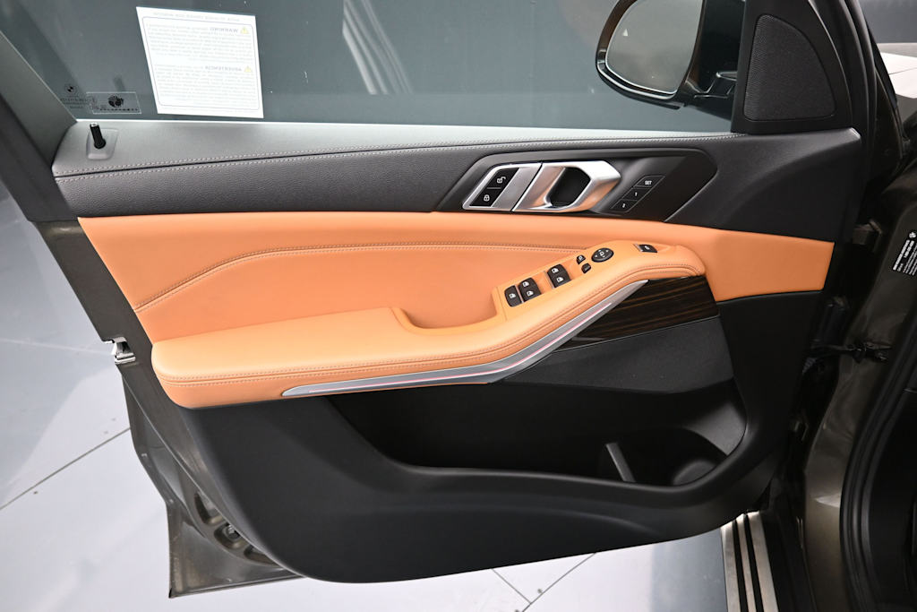 Thumbnail: 2023 BMW X5 - 17