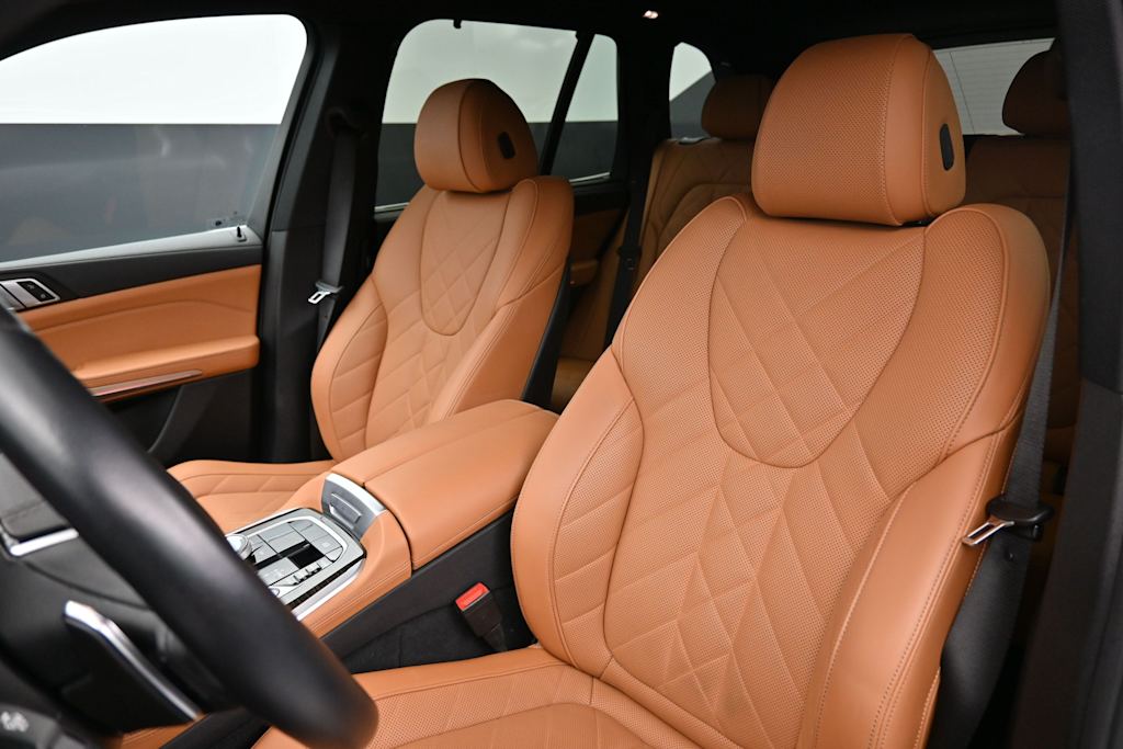 Thumbnail: 2023 BMW X5 - 9