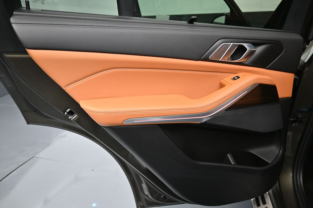 Thumbnail: 2023 BMW X5 - 23