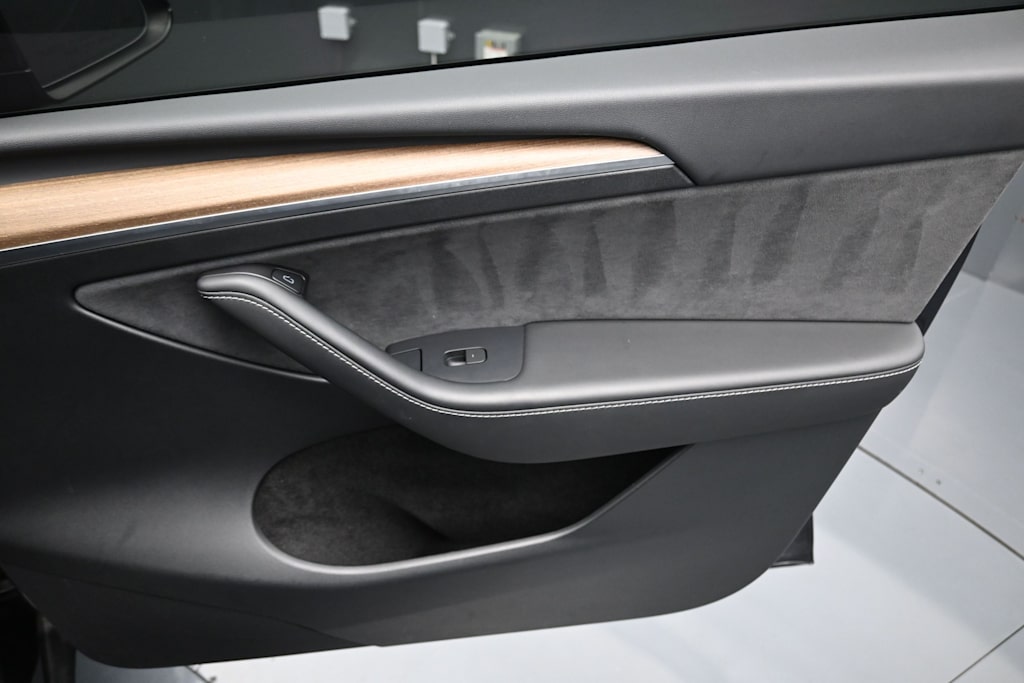 Thumbnail: 2024 Tesla Model Y - 22