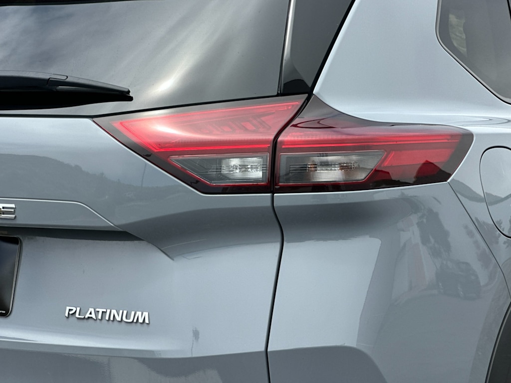Thumbnail: 2022 Nissan Rogue - 7