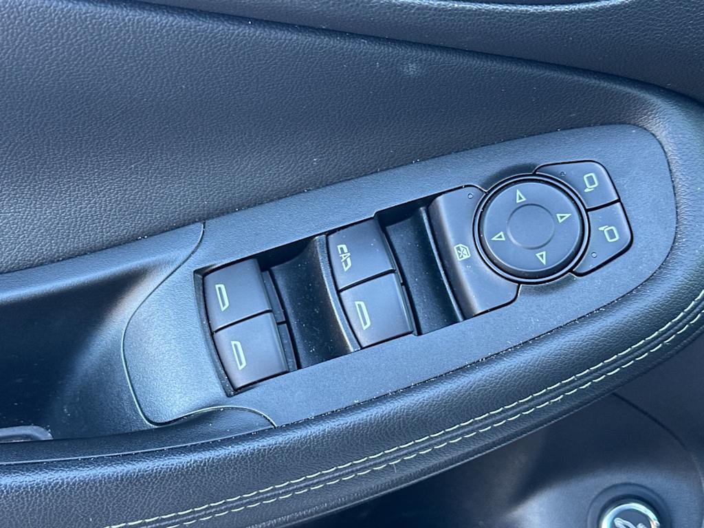 Thumbnail: 2021 Buick Encore GX - 23