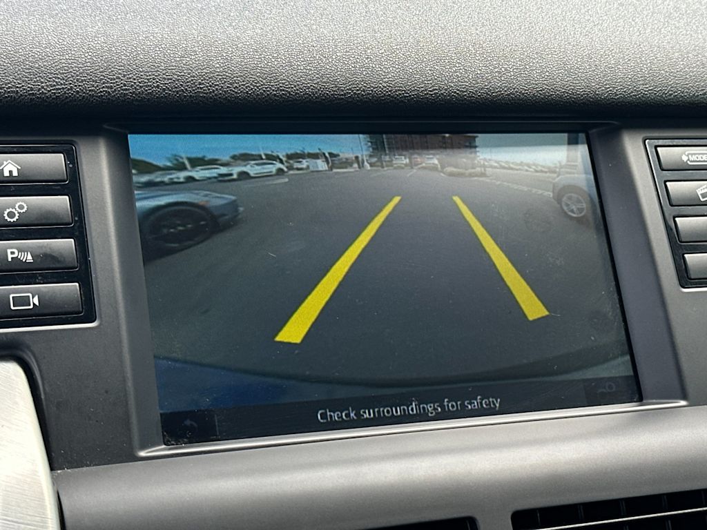 2018 Land Rover Discovery Sport SE 24