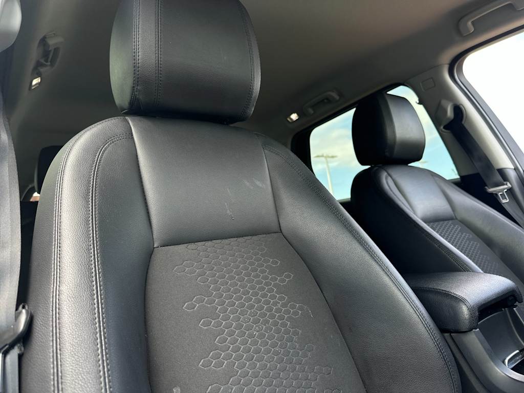 2018 Land Rover Discovery Sport SE 23