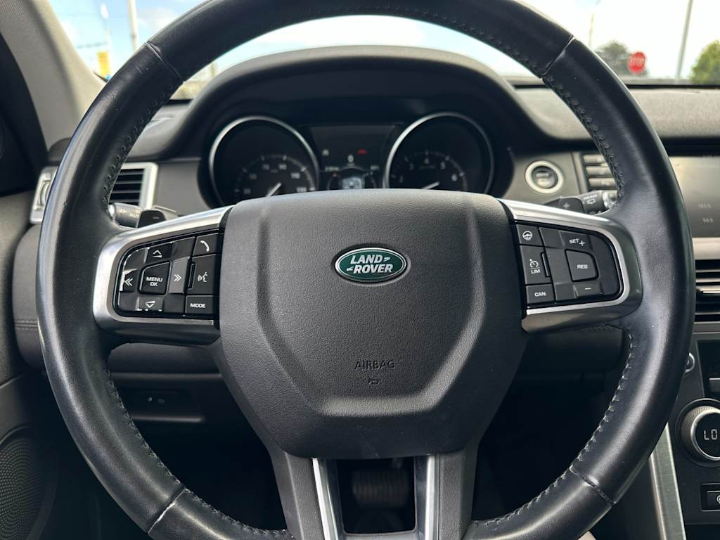2018 Land Rover Discovery Sport SE 12