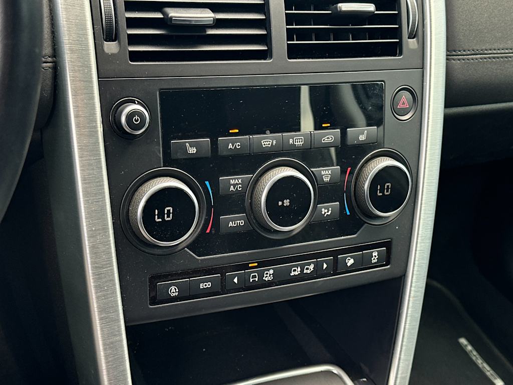 2018 Land Rover Discovery Sport SE 25