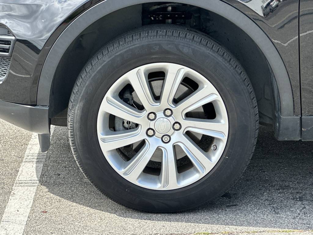 2018 Land Rover Discovery Sport SE 7