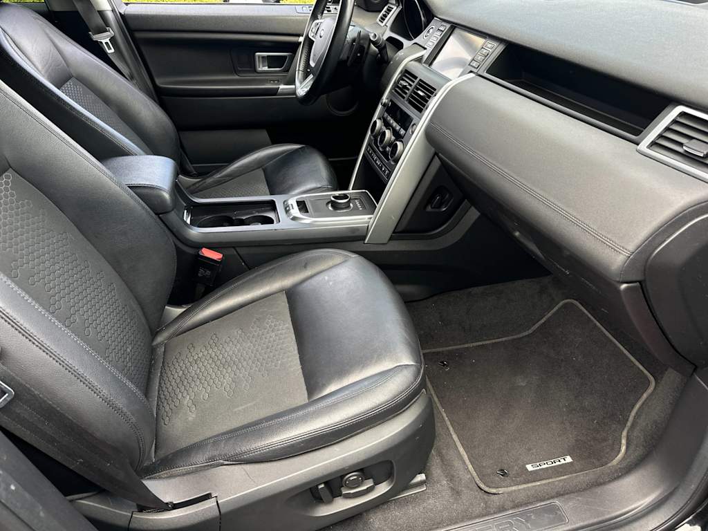 2018 Land Rover Discovery Sport SE 22