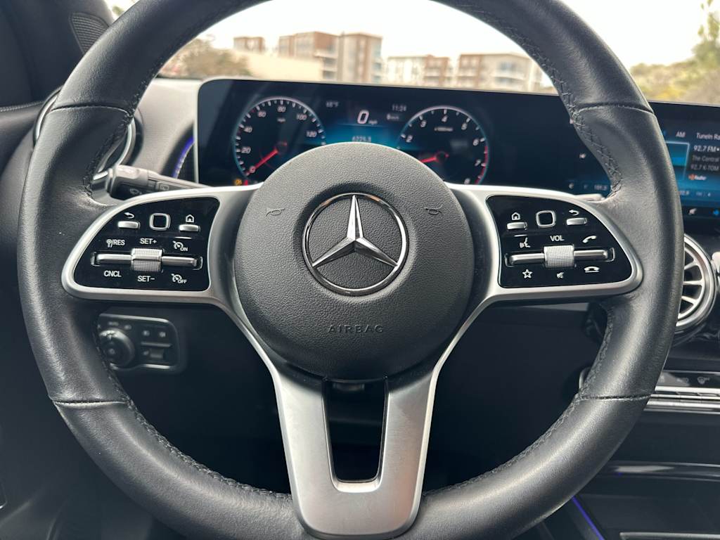 Thumbnail: 2021 Mercedes-Benz GLB - 14