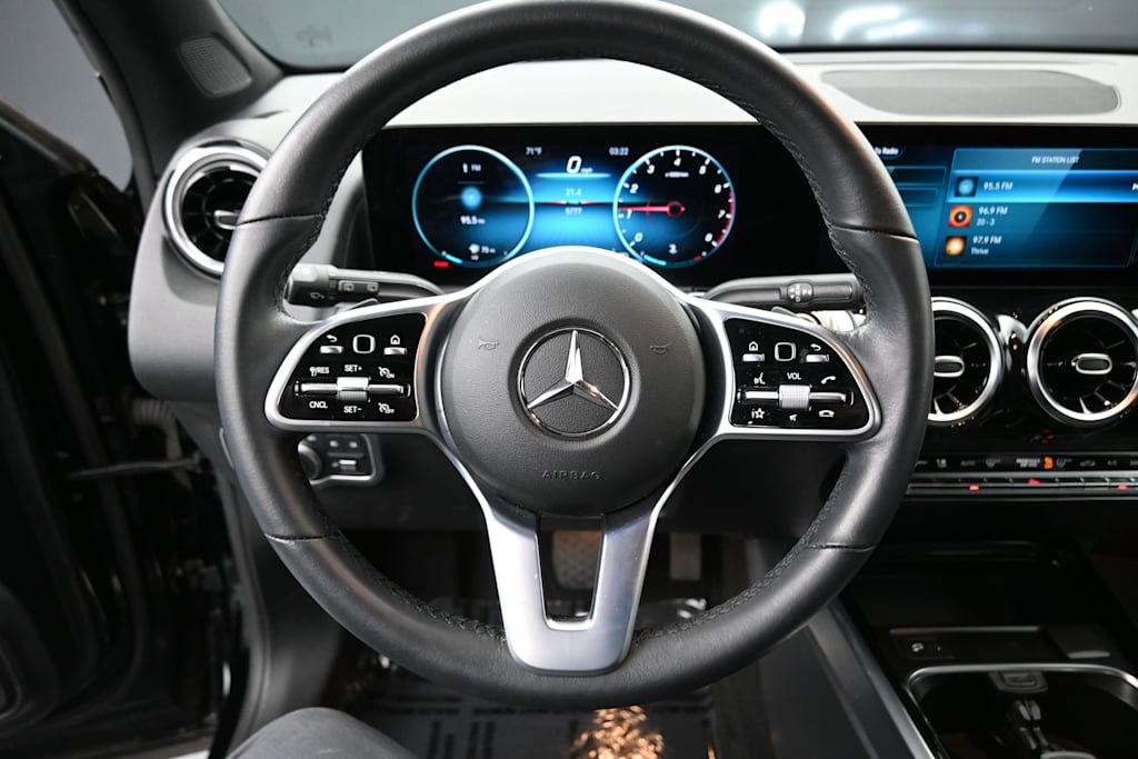 Thumbnail: 2022 Mercedes-Benz GLB - 12