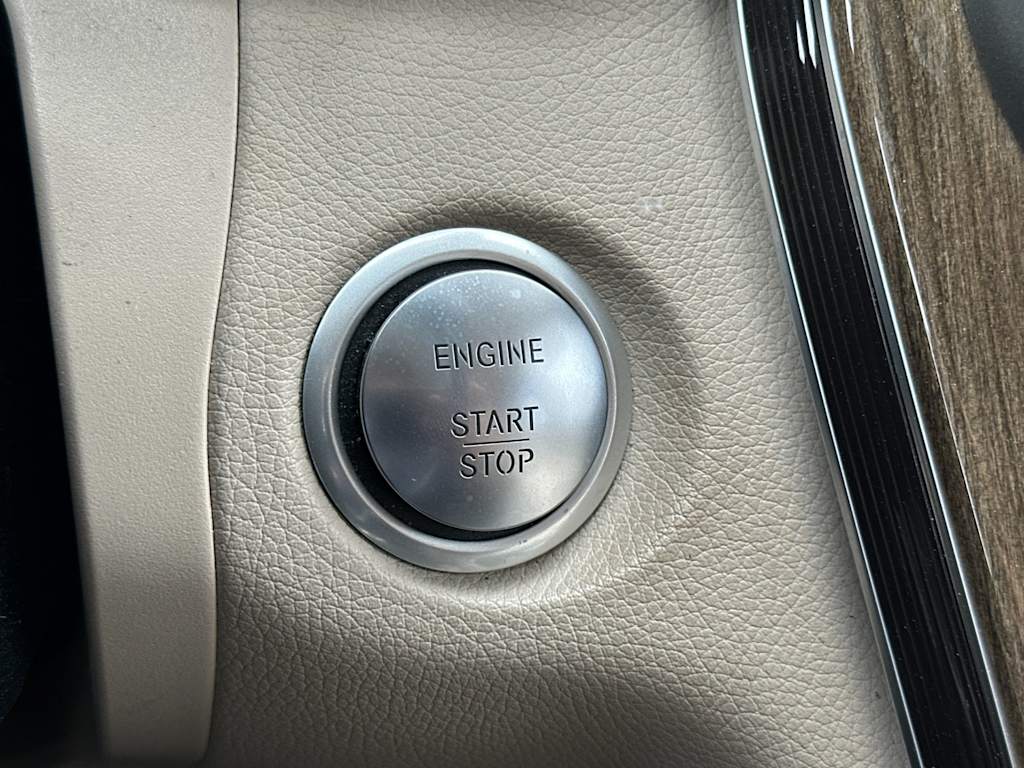 Thumbnail: 2018 Mercedes-Benz GLC - 24