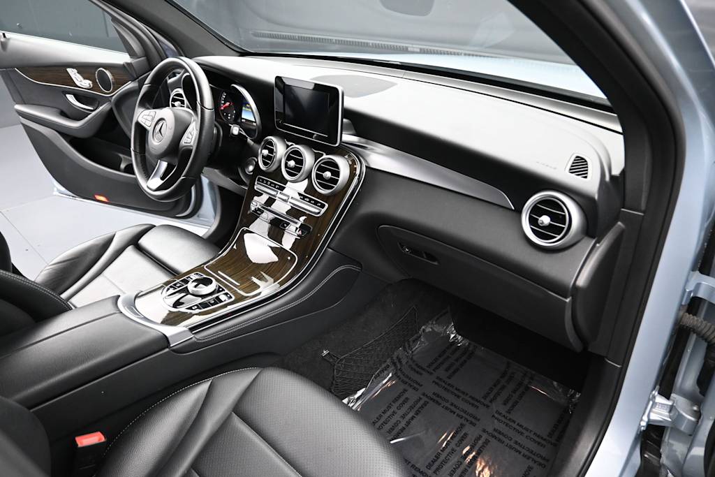 Thumbnail: 2018 Mercedes-Benz GLC - 12