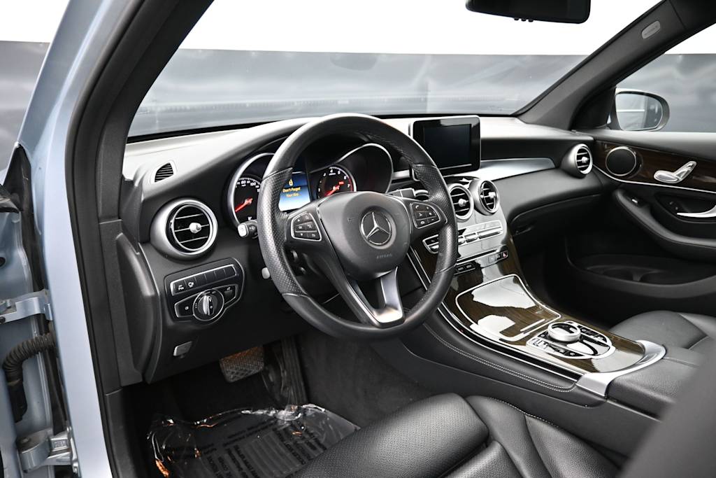 Thumbnail: 2018 Mercedes-Benz GLC - 2