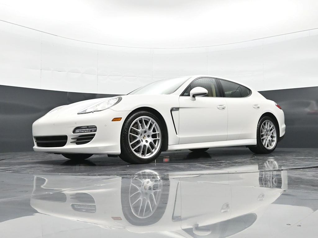 Thumbnail: 2011 Porsche Panamera - 7