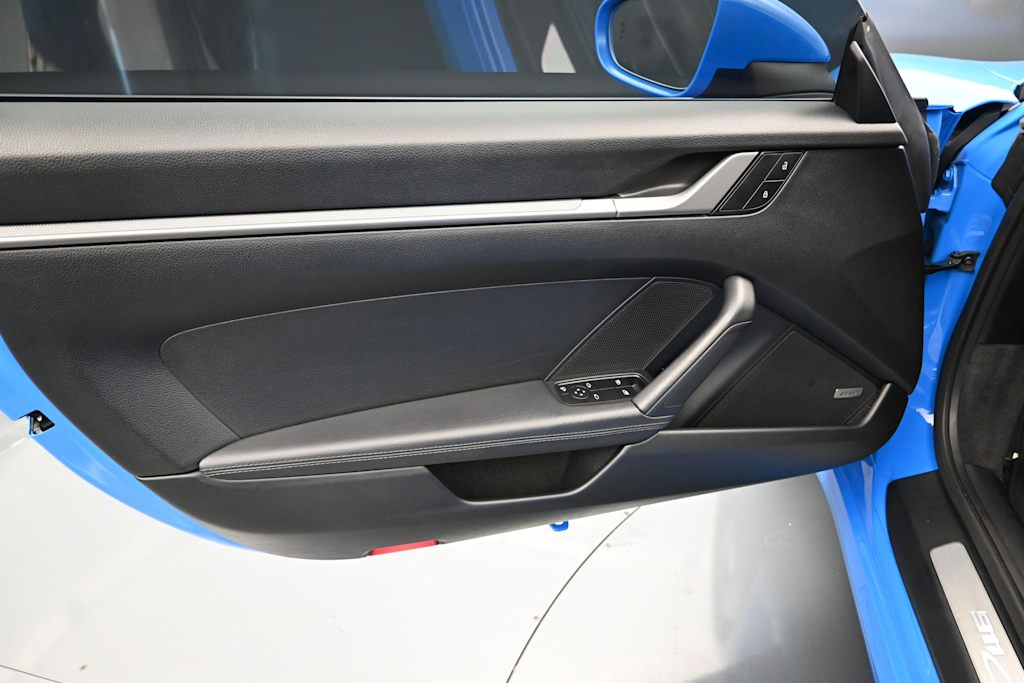 Thumbnail: 2022 Porsche 911 - 16