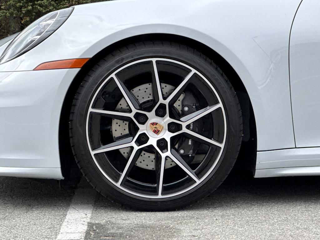 Thumbnail: 2025 Porsche 911 - 7