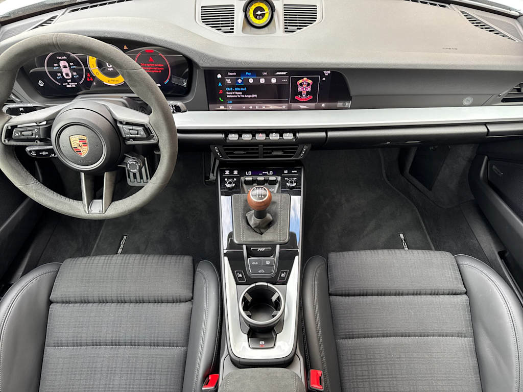 Thumbnail: 2025 Porsche 911 - 8