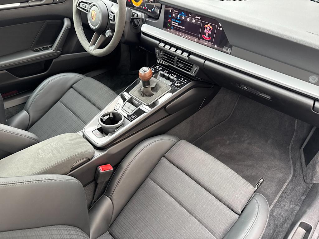 Thumbnail: 2025 Porsche 911 - 23