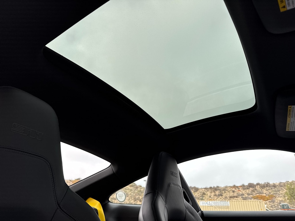 Thumbnail: 2025 Porsche 911 - 24