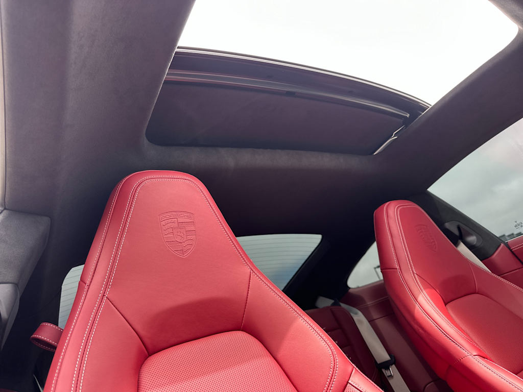 Thumbnail: 2025 Porsche 911 - 21