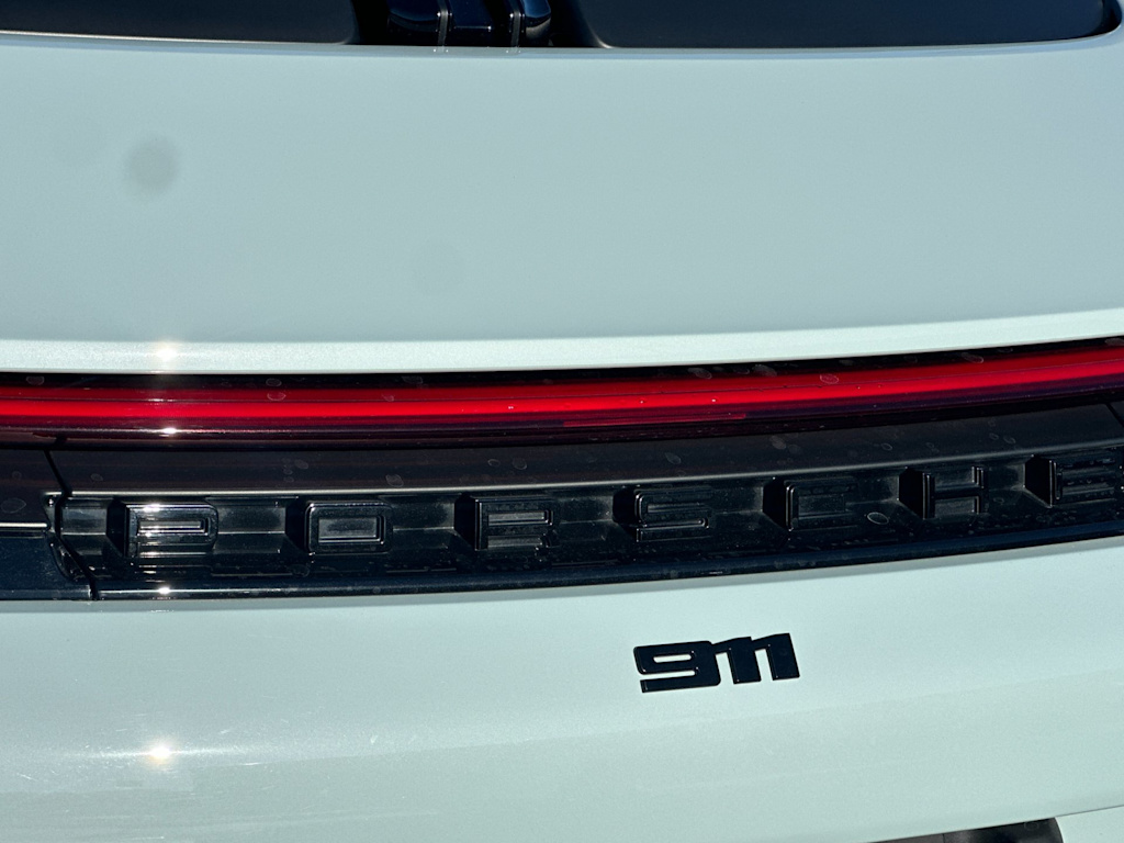 Thumbnail: 2025 Porsche 911 - 7