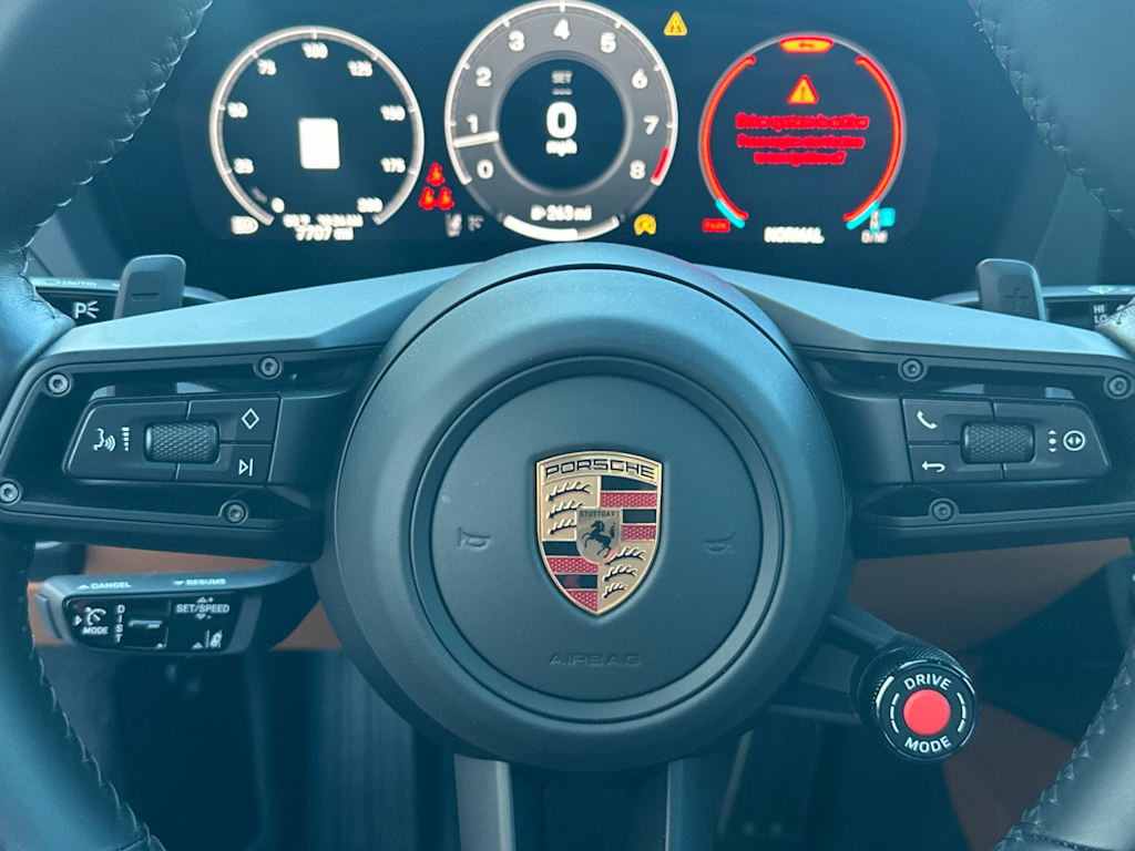 Thumbnail: 2025 Porsche 911 - 14