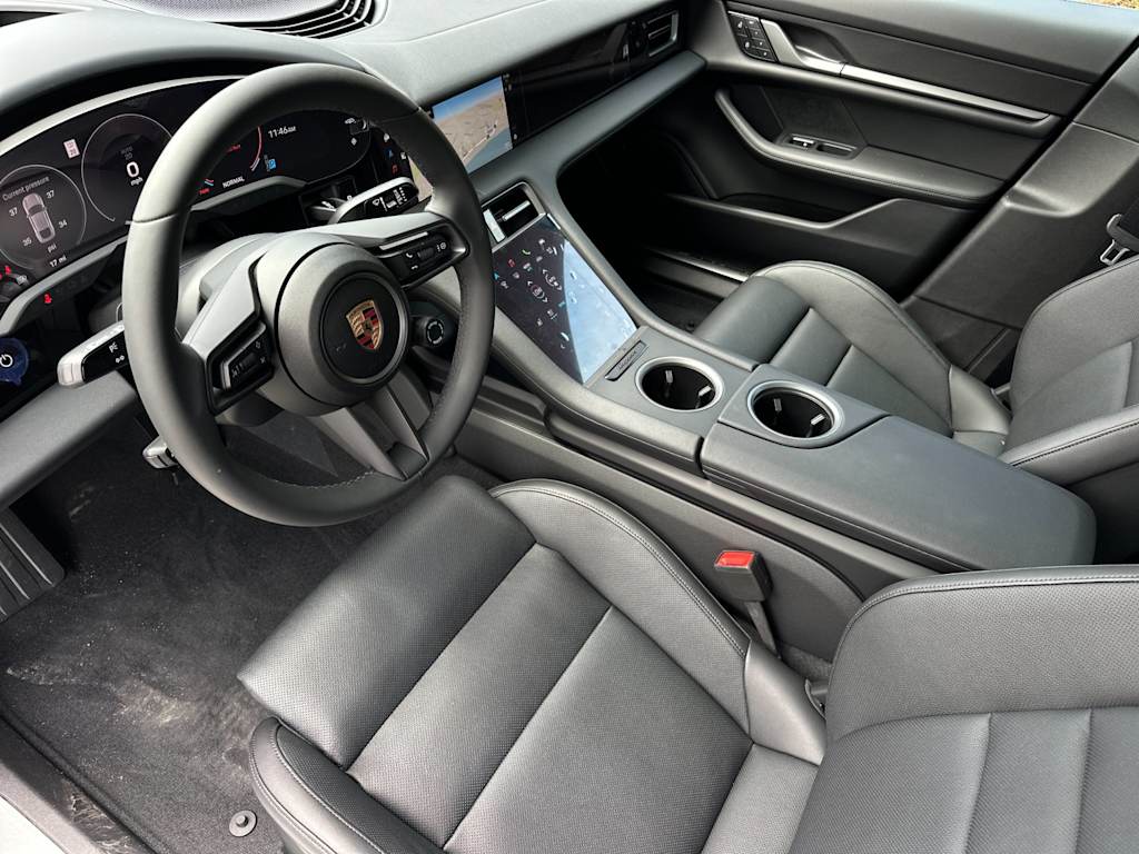 Thumbnail: 2025 Porsche Taycan - 2