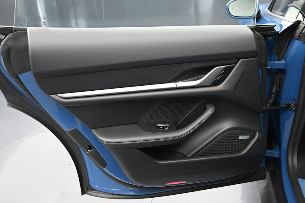 Thumbnail: 2026 Porsche Taycan - 22