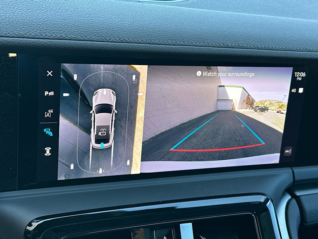 Thumbnail: 2025 Porsche Panamera - 25