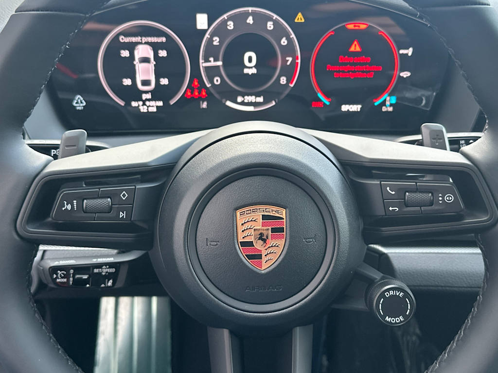 Thumbnail: 2026 Porsche Panamera - 13