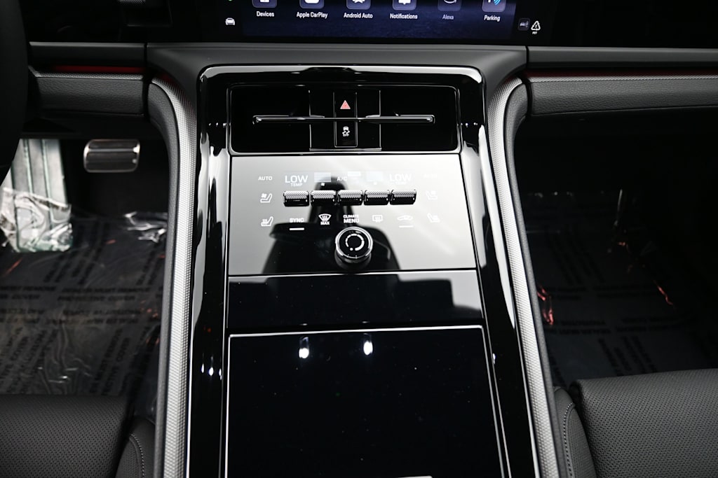 Thumbnail: 2026 Porsche Panamera - 18
