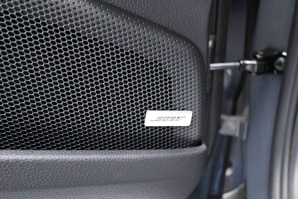 Thumbnail: 2026 Porsche Panamera - 23