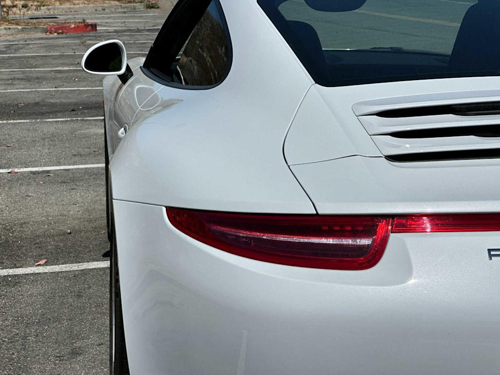 2015 Porsche 911 Carrera 4S 7