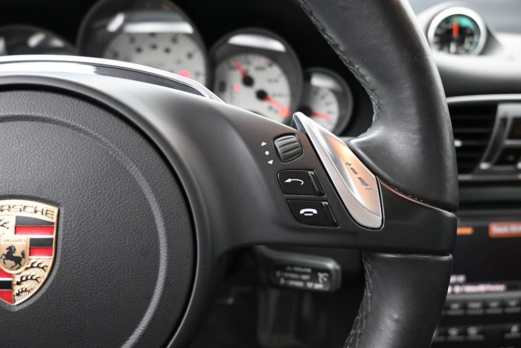 Thumbnail: 2012 Porsche 911 - 19