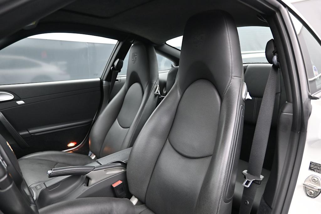 Thumbnail: 2012 Porsche 911 - 10