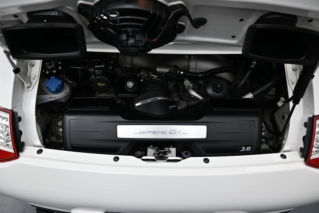 Thumbnail: 2012 Porsche 911 - 8