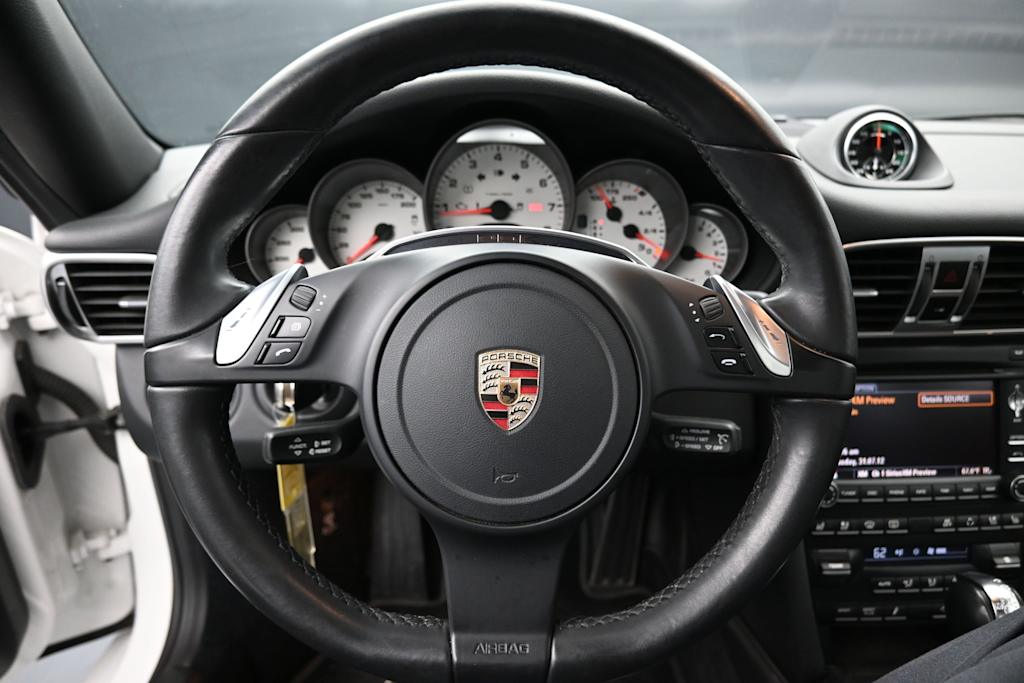 Thumbnail: 2012 Porsche 911 - 11