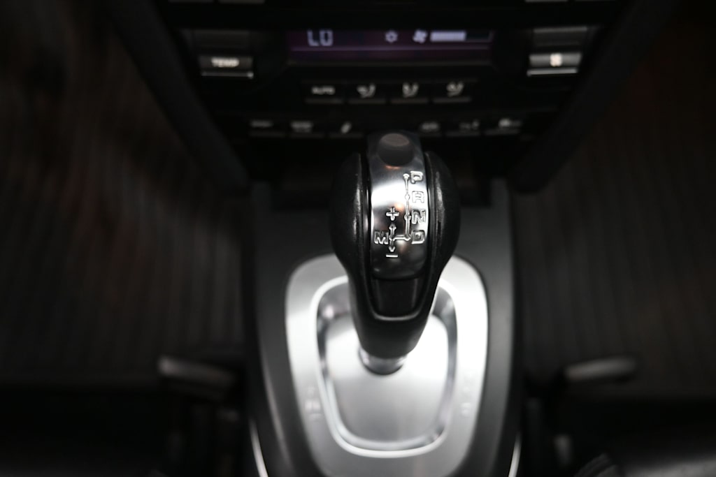 Thumbnail: 2012 Porsche 911 - 15