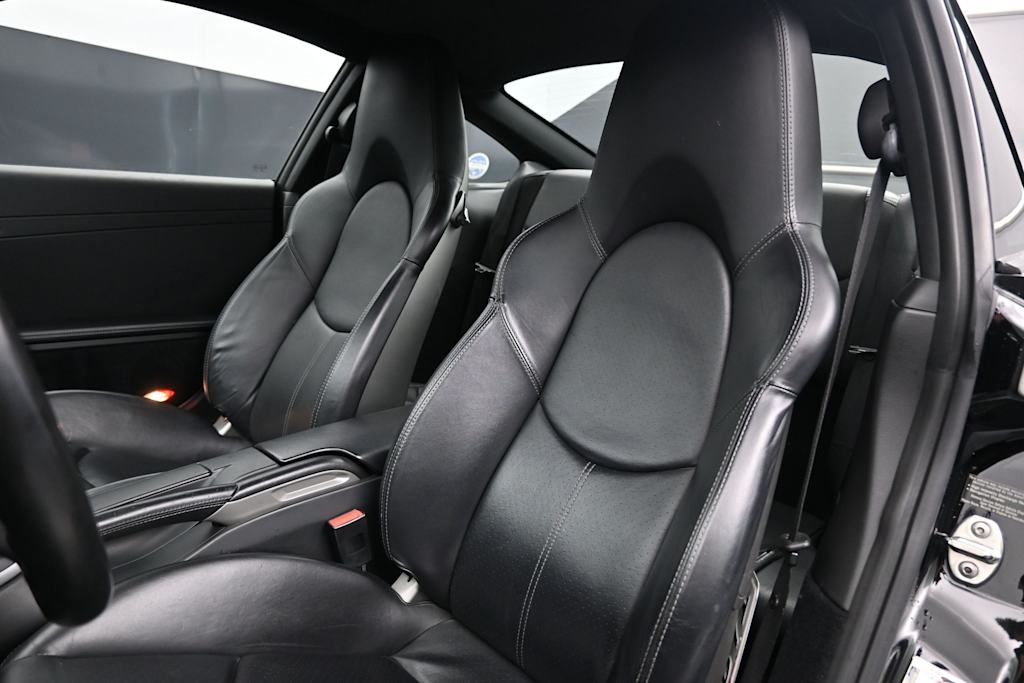 Thumbnail: 2012 Porsche 911 - 10