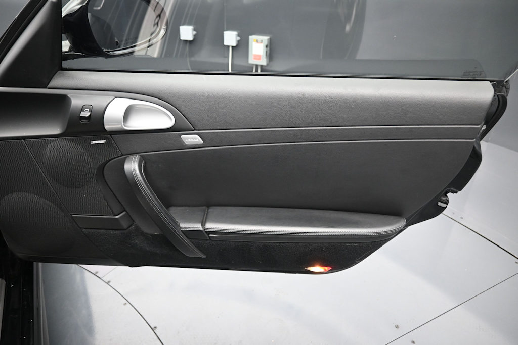 Thumbnail: 2012 Porsche 911 - 24