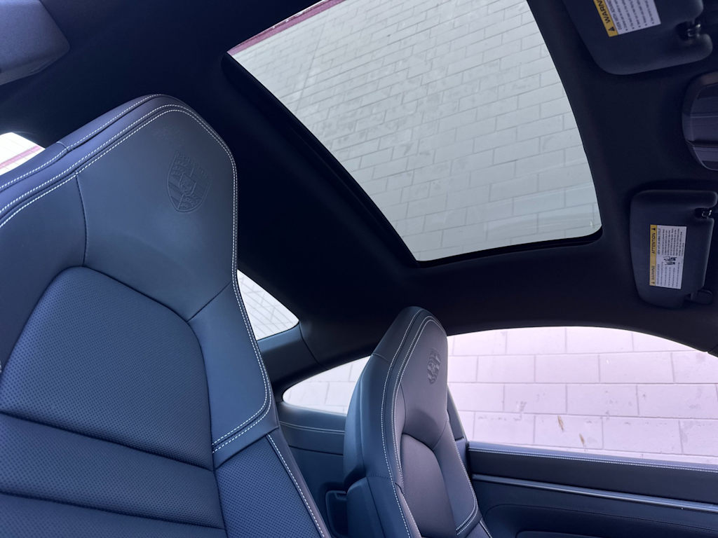 Thumbnail: 2024 Porsche 911 - 24