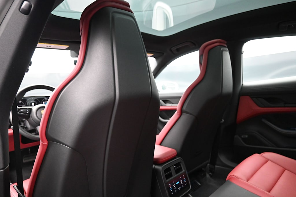 Thumbnail: 2024 Porsche Taycan - 9